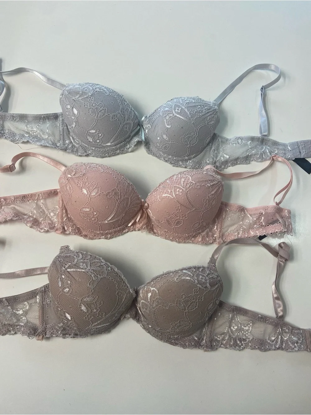 SET OF 3 Lace Underwire Push-Up Bras pink/gray/taupe size 32A good condition